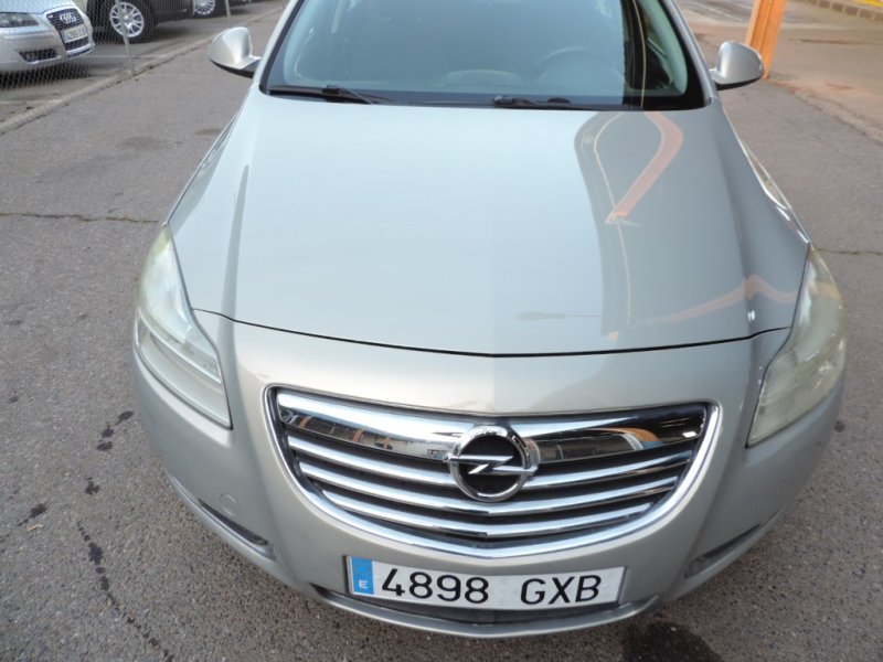 OPEL INSIGNIA 2000 TURBO DIESEL 6 VELOCIDADES