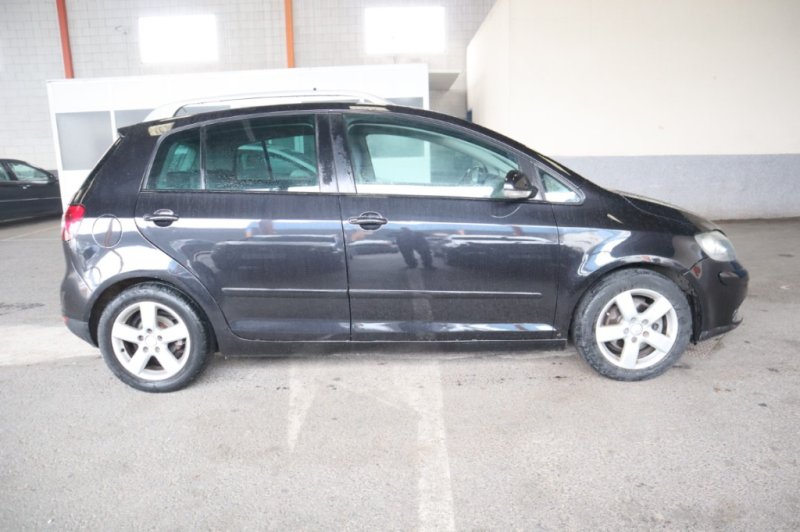 VOLKSWAGEN GOLF 2.0 TDI