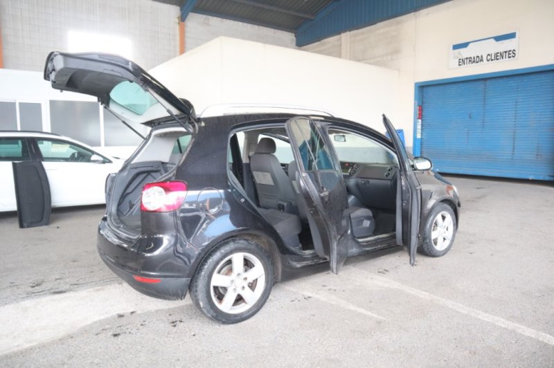 VOLKSWAGEN GOLF 2.0 TDI