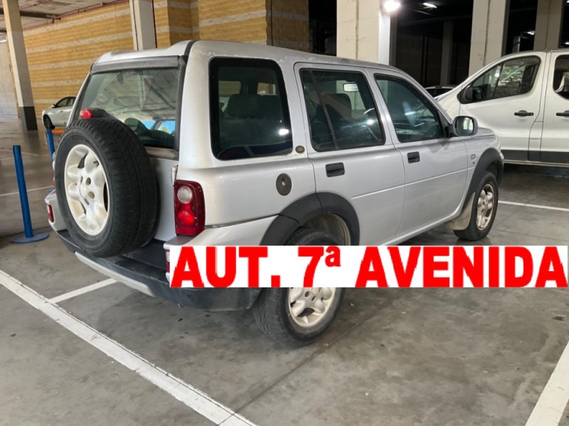 LAND ROVER FREELANDER 2.0 TURBO DIESEL CON 5 PUERTAS