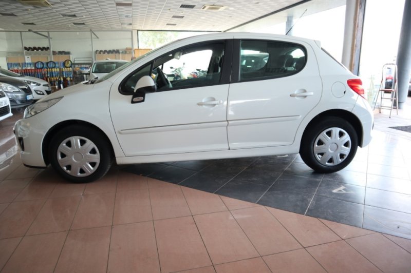 PEUGEOT 207 1600 HDI