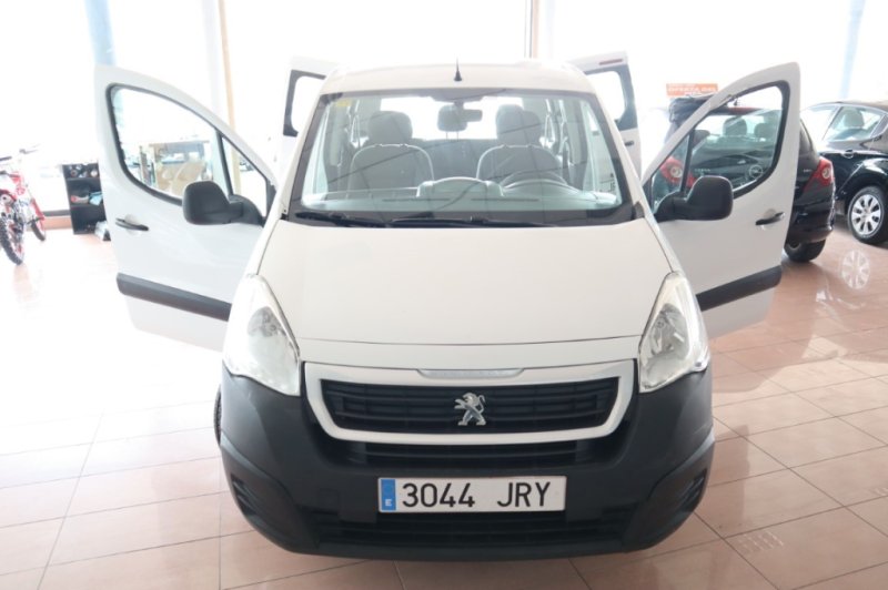 PEUGEOT PARTNER 5 PLAZAS