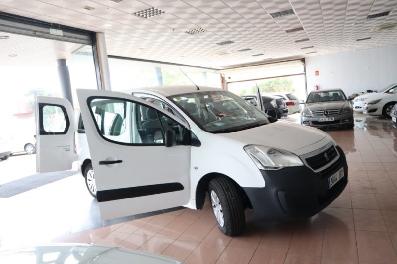 PEUGEOT PARTNER 5 PLAZAS