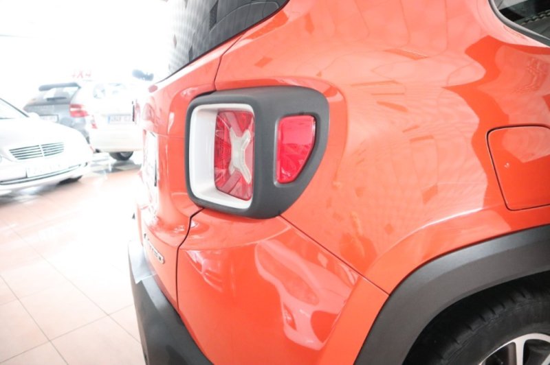 JEEP RENEGADE 1600 TURBO DIESEL CON 120 CV Y 6 VEL.