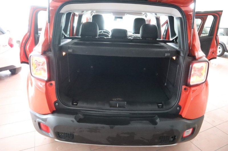 JEEP RENEGADE 1600 TURBO DIESEL CON 120 CV Y 6 VEL.