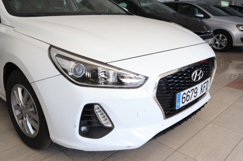 HYUNDAI I30 1600 TURBO DIESEL Y 110 CV