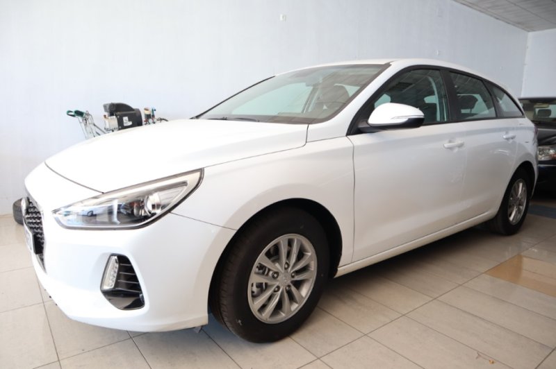 HYUNDAI I30 1600 TURBO DIESEL Y 110 CV