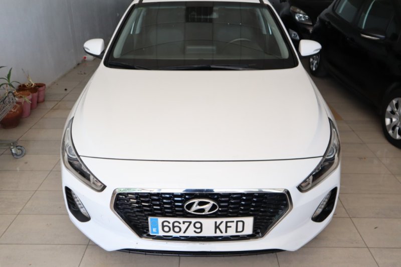 HYUNDAI I30 1600 TURBO DIESEL Y 110 CV