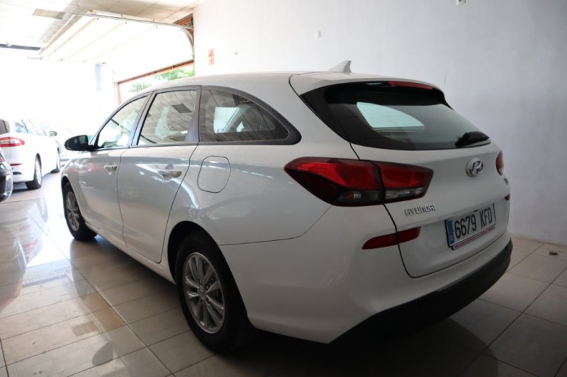 HYUNDAI I30 1600 TURBO DIESEL Y 110 CV