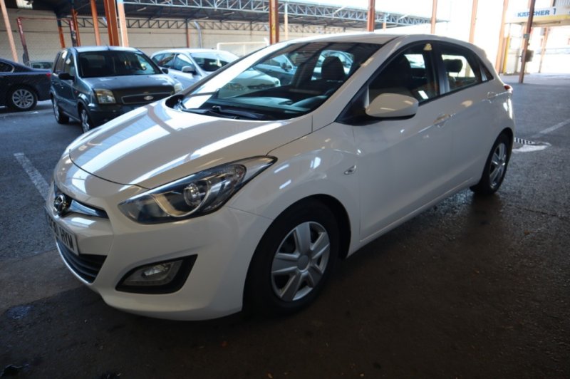 HYUNDAI I30 1600