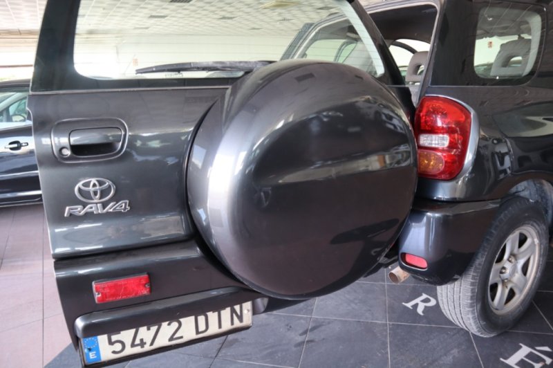 TOYOTA RAV 4 TODO TERRENO 4X2 1800 CC INY GASOLINA