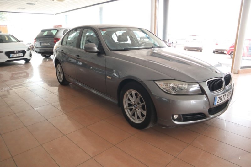 BMW 320 D 177 CV Y 6 VELOCIDADES