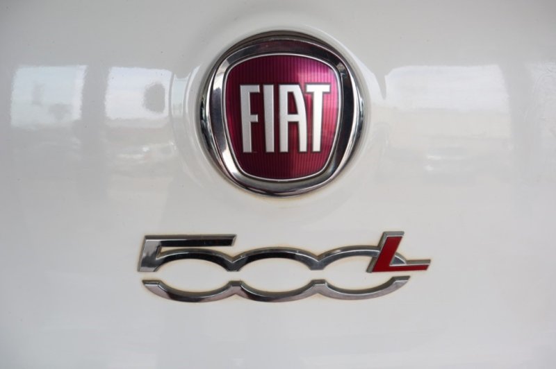 FIAT 500 L 1300 JTD TURBO DIESEL 5 PUERTAS