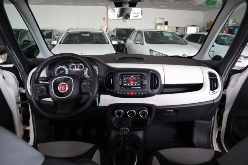 FIAT 500 L 1300 JTD TURBO DIESEL 5 PUERTAS