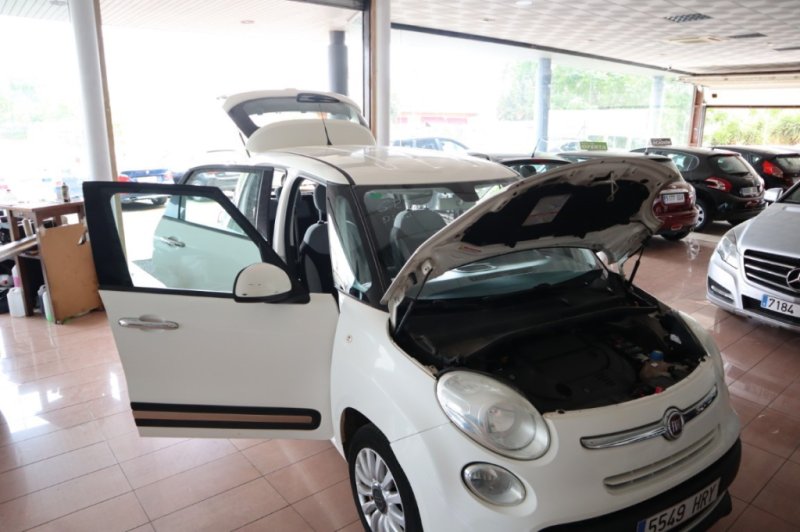 FIAT 500 L 1300 JTD TURBO DIESEL 5 PUERTAS